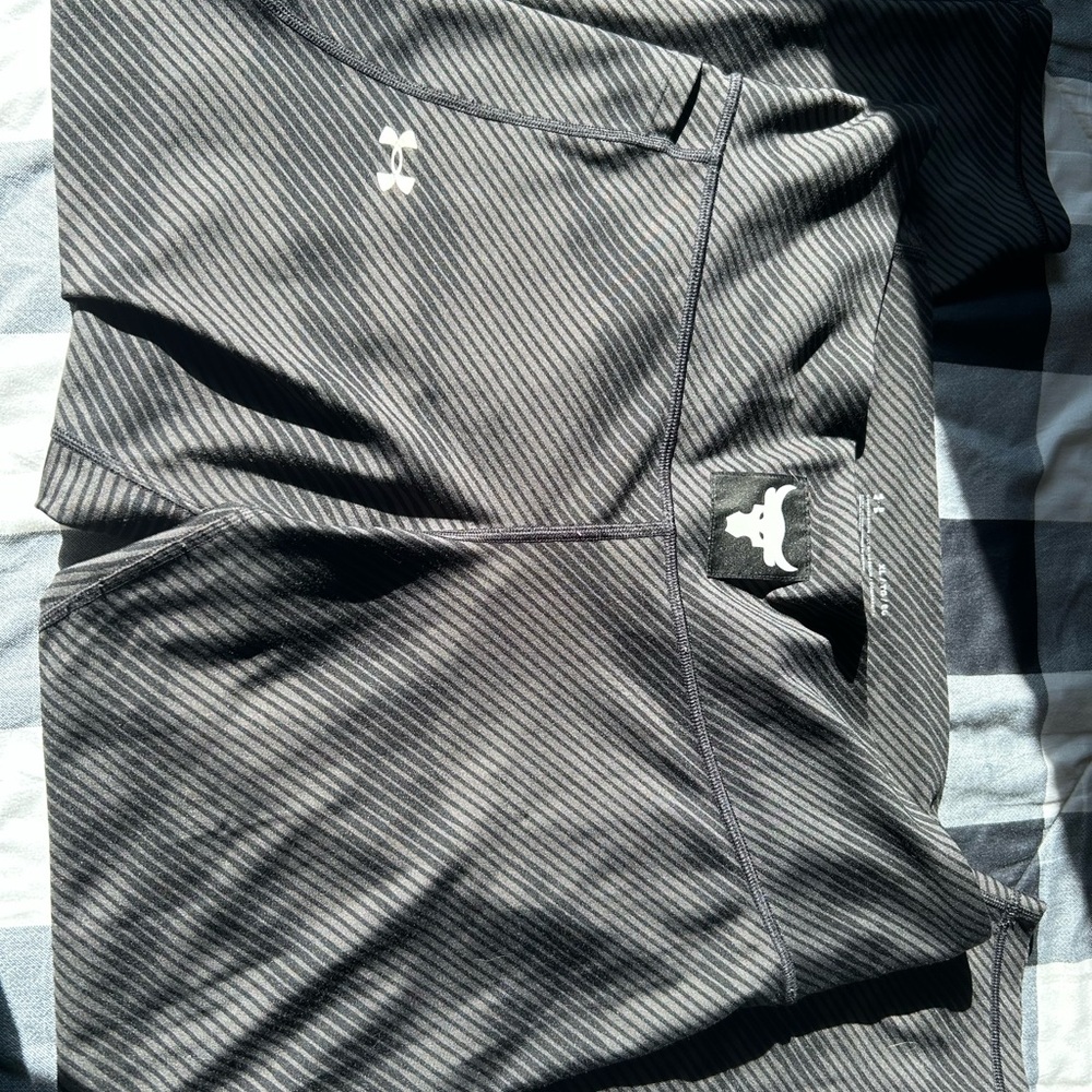 Under Armour Black Striped Athletic pants